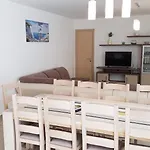Mar Private Pool 度假居 班约勒