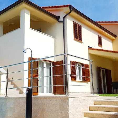 Mar Private Pool Дом отдыха *