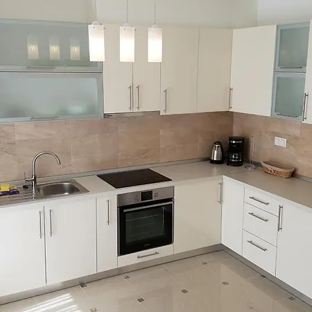 Holiday home Mar Private Pool Banjole